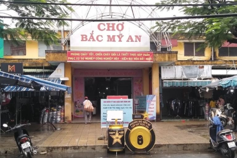 Exploring Bac My An Market: Connecting Da Nang’s Western Quarter with a Heaven of Surprisingly Affordable Street Food and Drinks