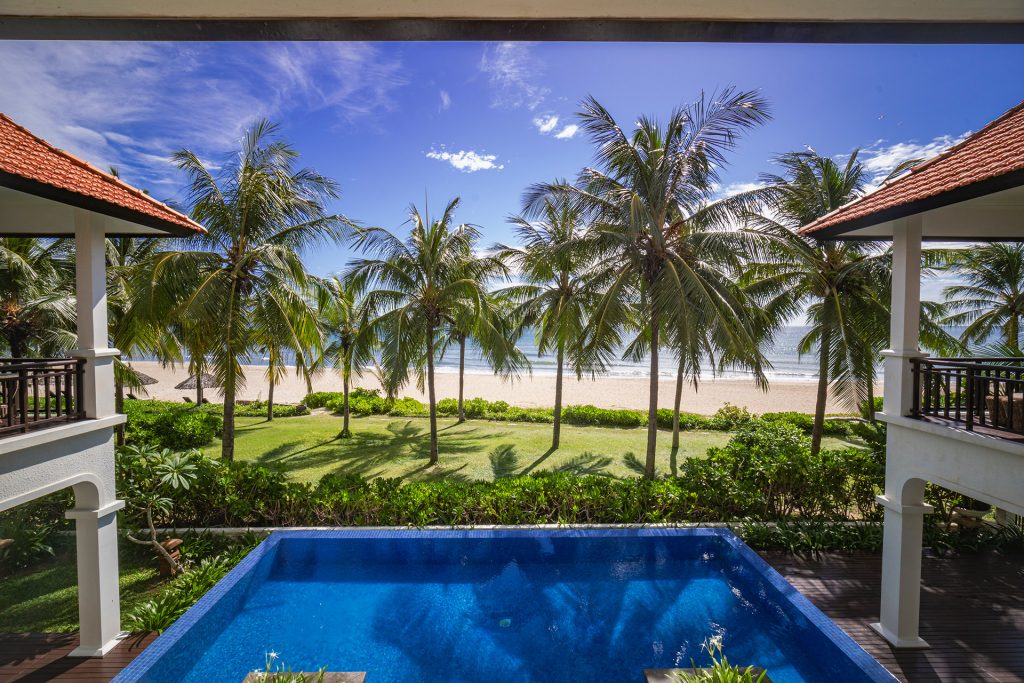 Villa direkt am Strand in der Furama Villa Danang