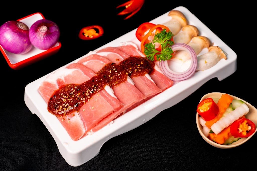 What Makes The Grilled Dishes At Chao Shan MM Supercenter A Favorite Among Diners?
