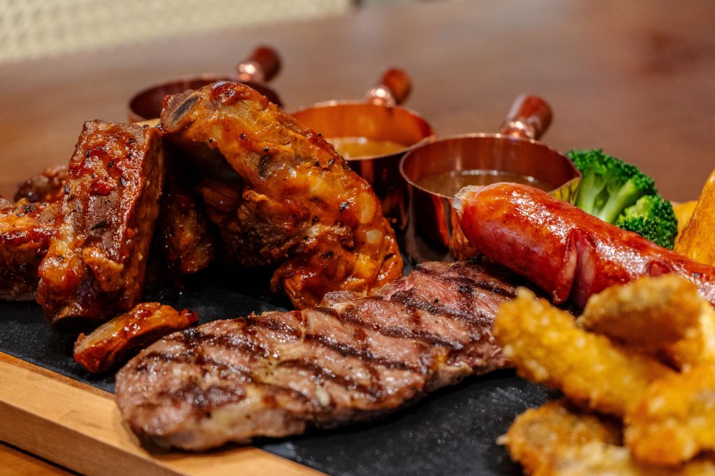 Savor Steak The Right Way To Fully Experience The Flavors At Steakhouse The Fan
