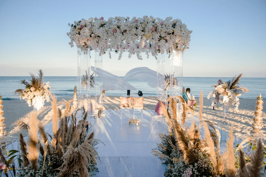 Romantic Beach-Style Wedding Decoration Ideas In Da Nang