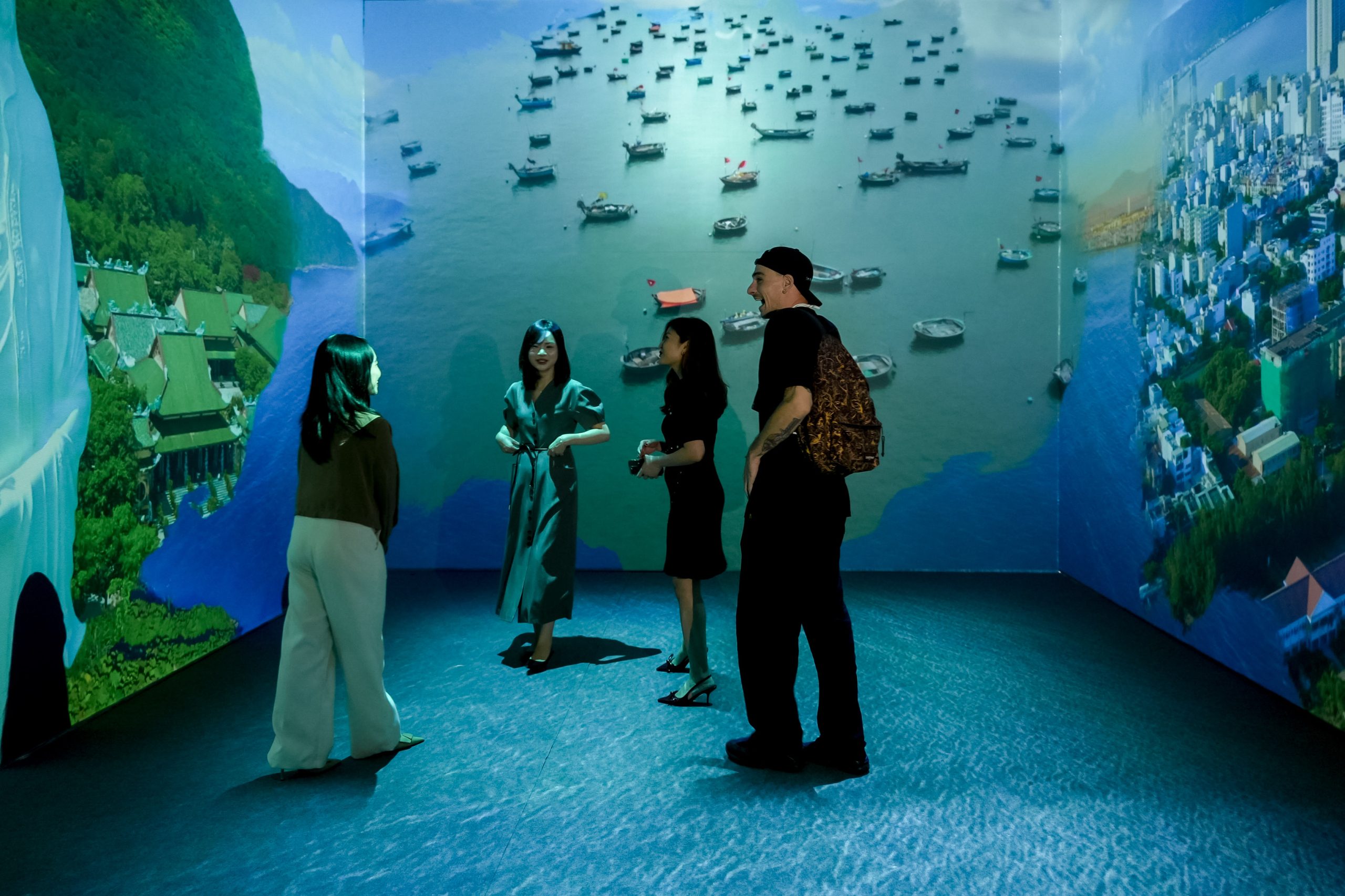 In 2025, HORECFEX VIETNAM introduced 4D Immersive Mapping as a highlight experience. Moving into 2026, Projection Mapping continues to be developed, expanding its application possibilities in MICE, hotels, and resorts.
